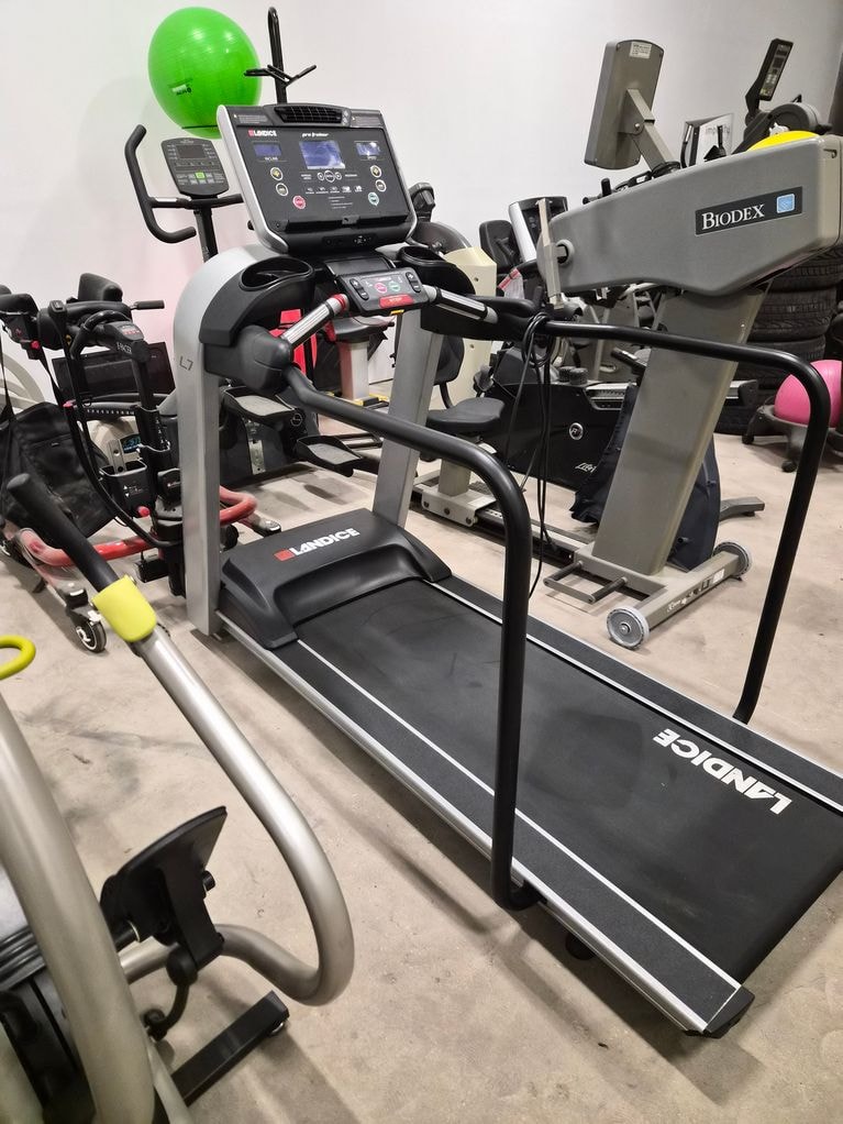 Landice L7 Physical Therapy Treadmill